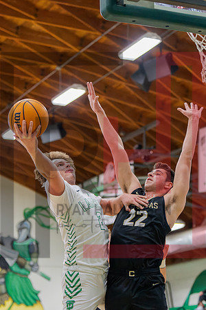 TOHS Boys Varsity v Calabasas_5415