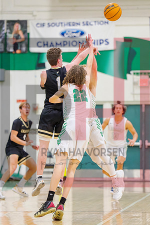 TOHS Boys Varsity v Calabasas_5571