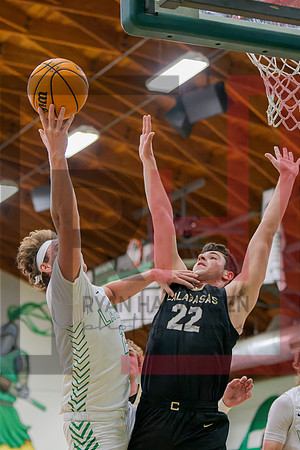 TOHS Boys Varsity v Calabasas_5418